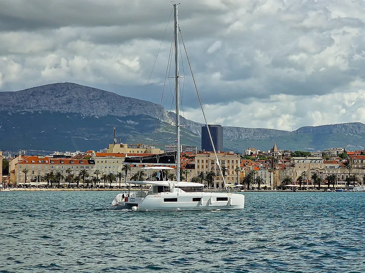 Lagoon 46 